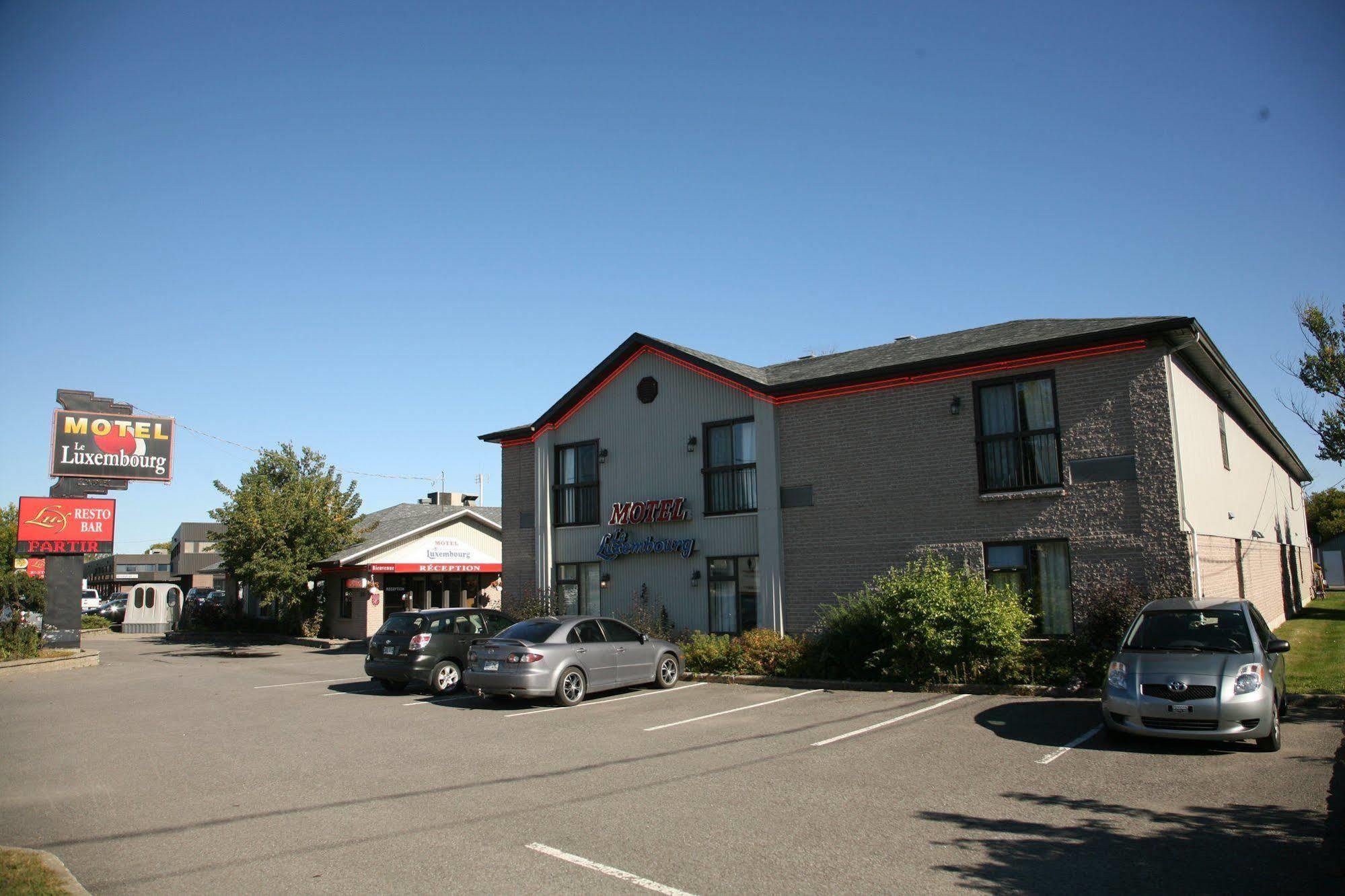 Motel & Hotel Le Luxembourg L'Ancienne-Lorette Exterior foto